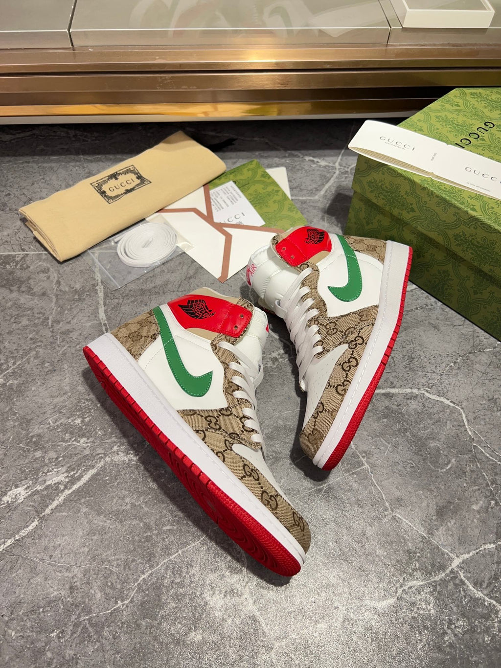 Gucci x Nike Air Jordan 1 - GG Canvas White Red Green High-Top