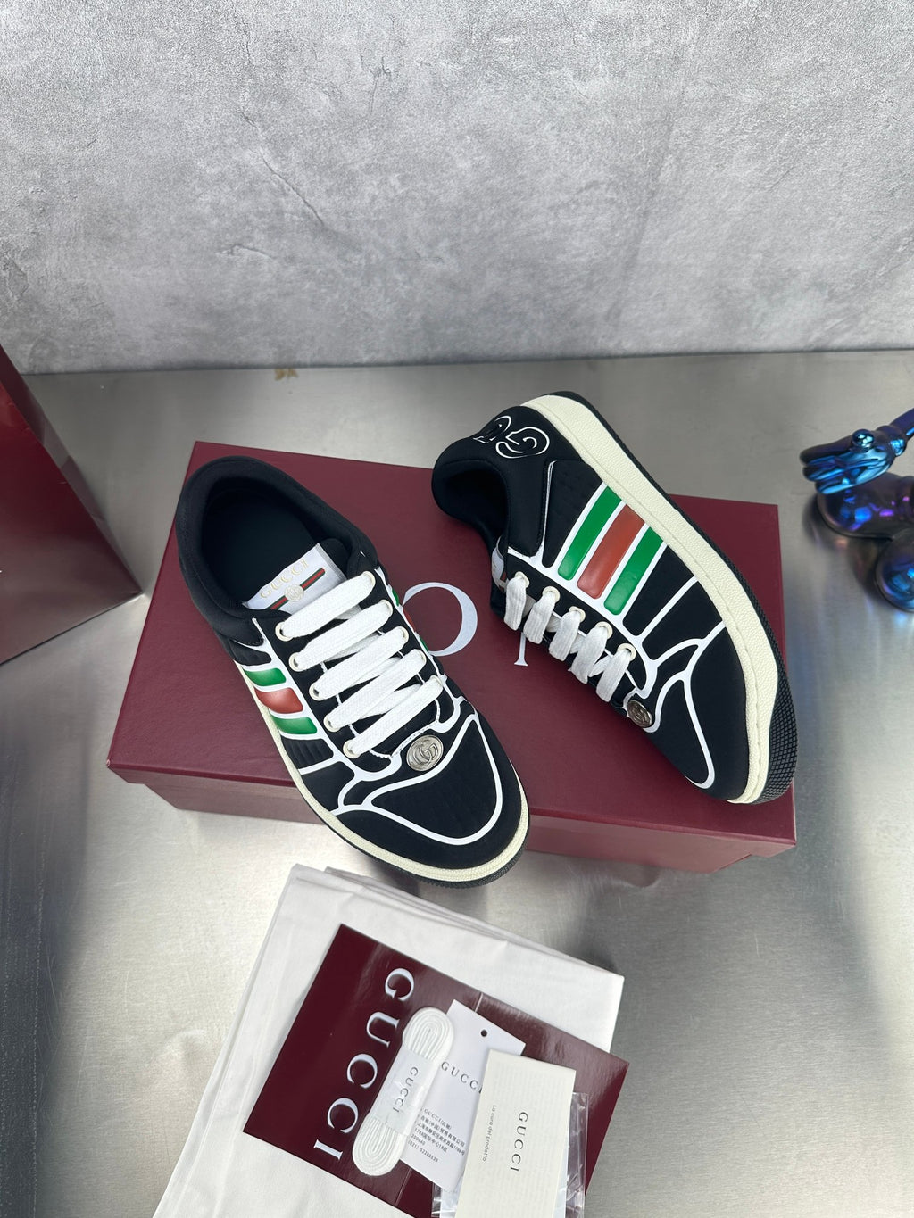 Gucci Screener Sneakers - Black Leather Red Green Web Stripe Low-Top