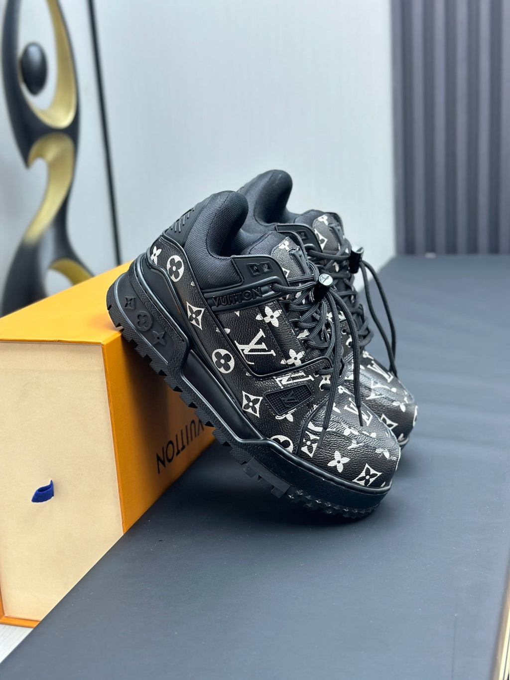 Louis Vuitton Monogram Sneaker - Black White