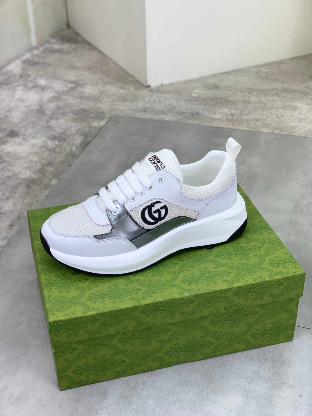 Gucci GG Logo White Leather Sneakers