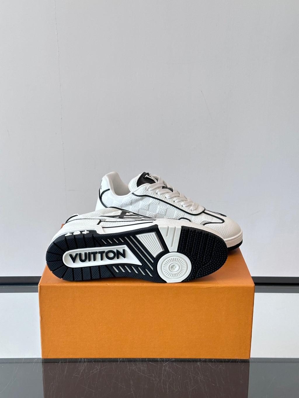 Louis Vuitton LV Trainer Sneaker - White Blue