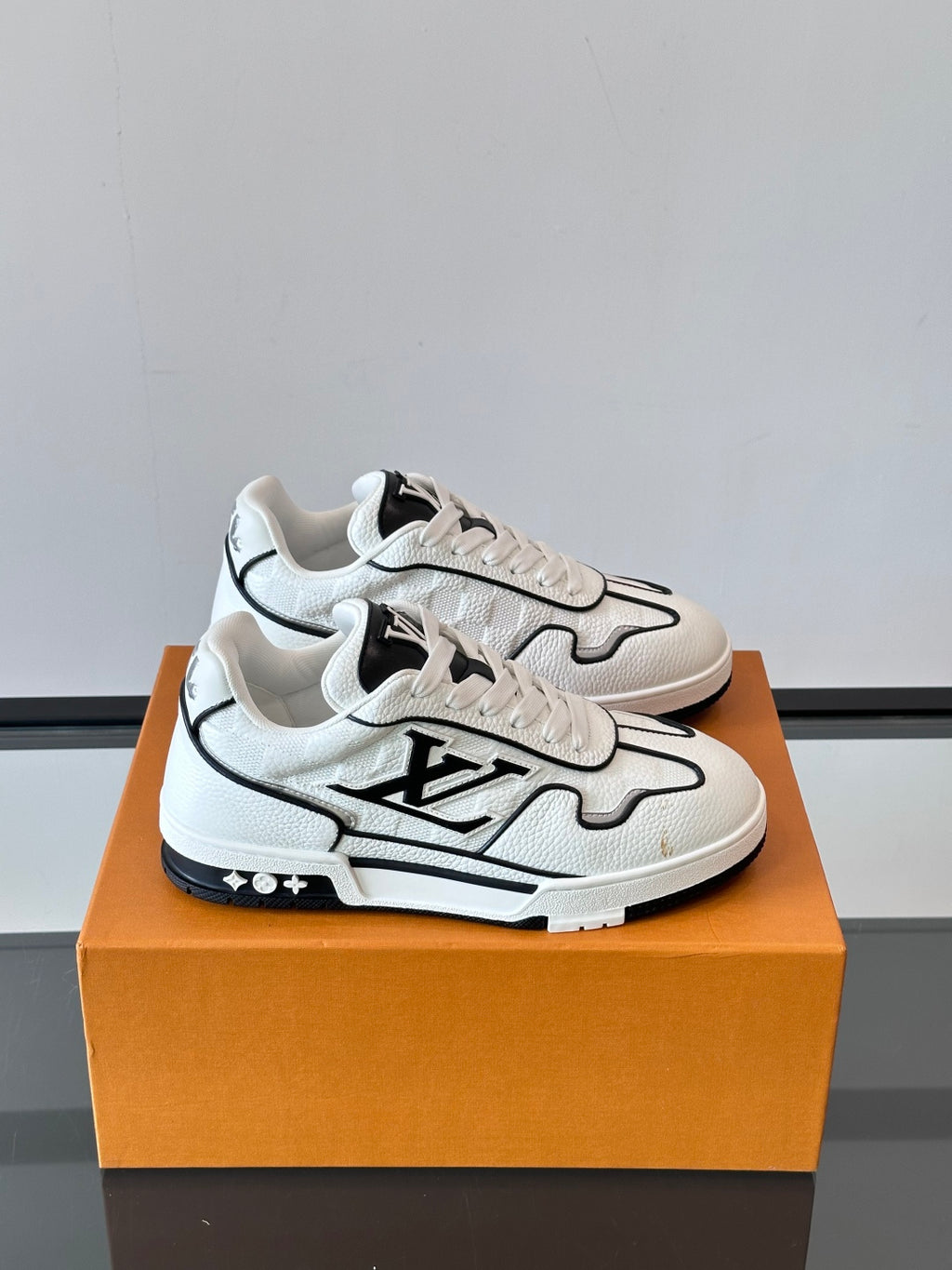 Louis Vuitton LV Trainer Sneaker - White Blue