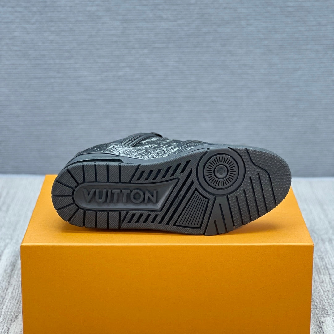 Louis Vuitton LV Trainer Sneaker - All Black Patent