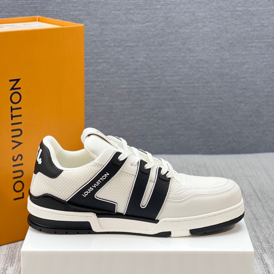 Louis Vuitton LV Trainer Sneaker - White/Black #54