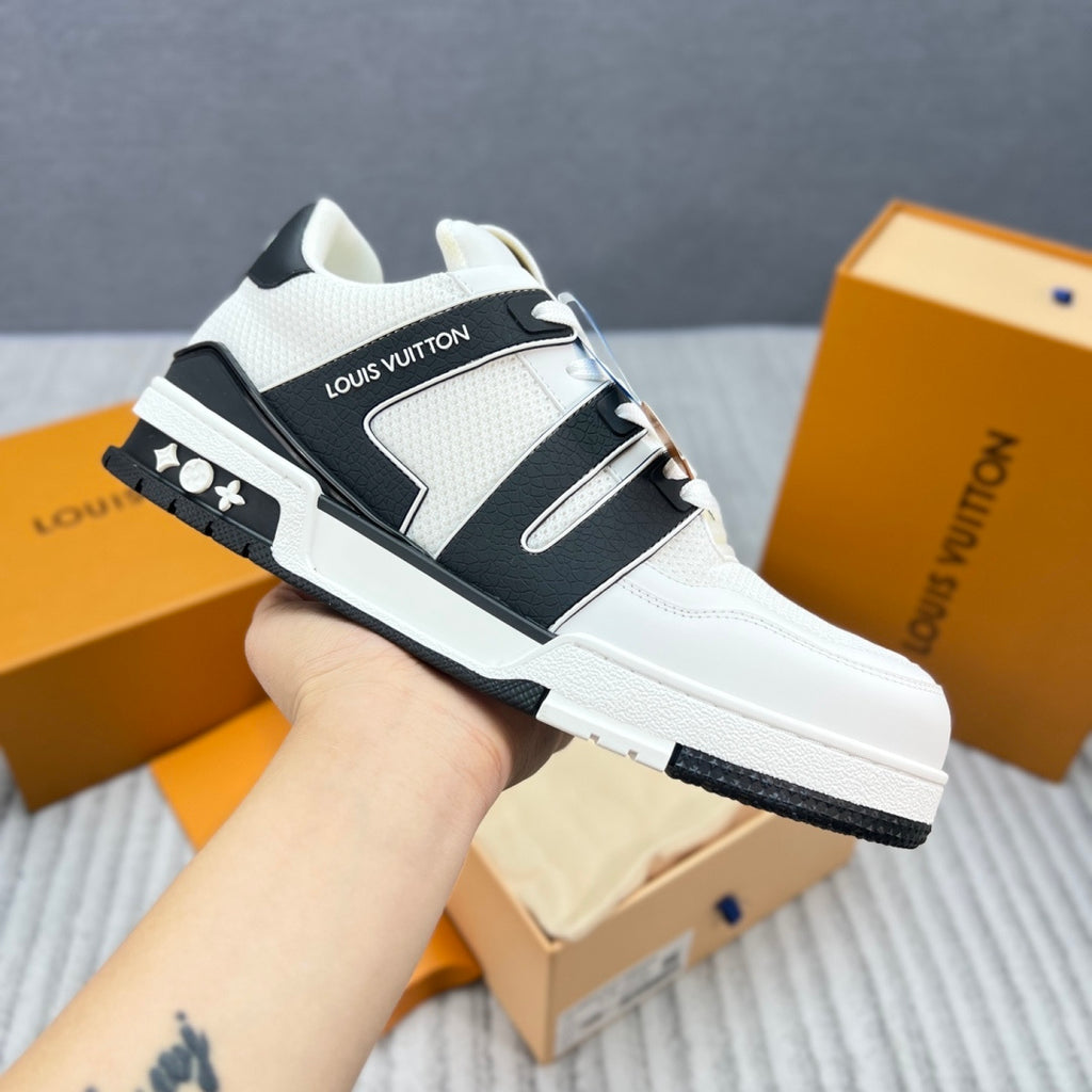 Louis Vuitton LV Trainer Sneaker - White/Black #54