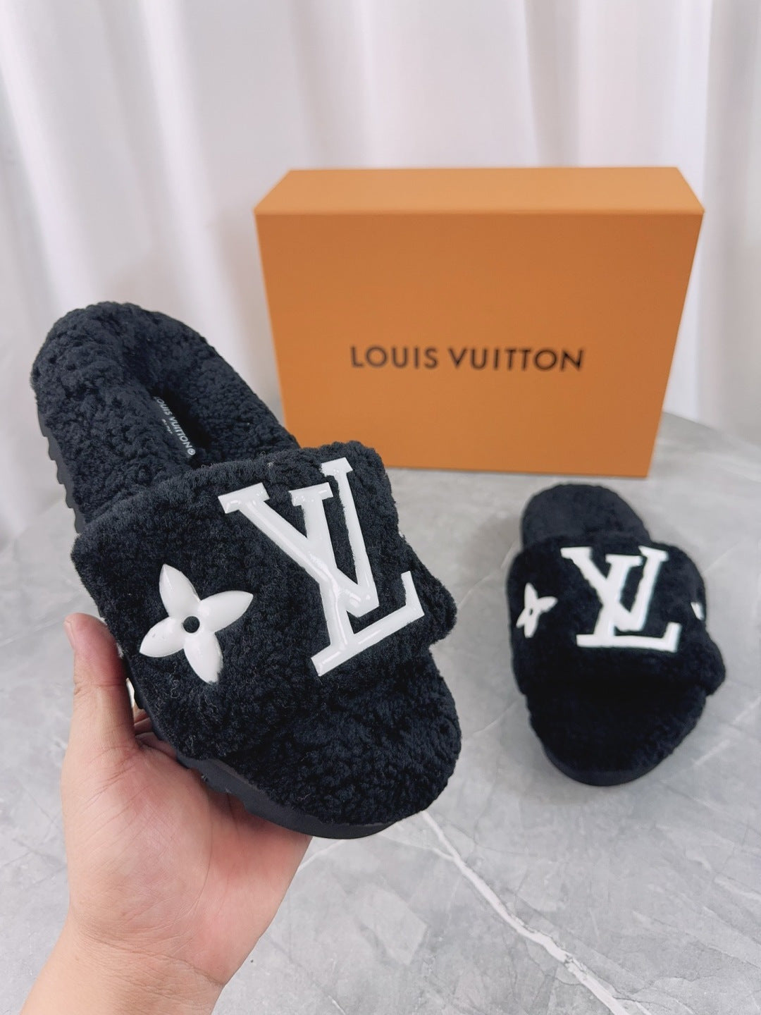 Louis Vuitton Fuzzy Slides - Black