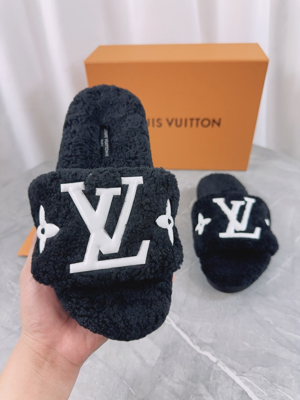 Louis Vuitton Fuzzy Slides - Black