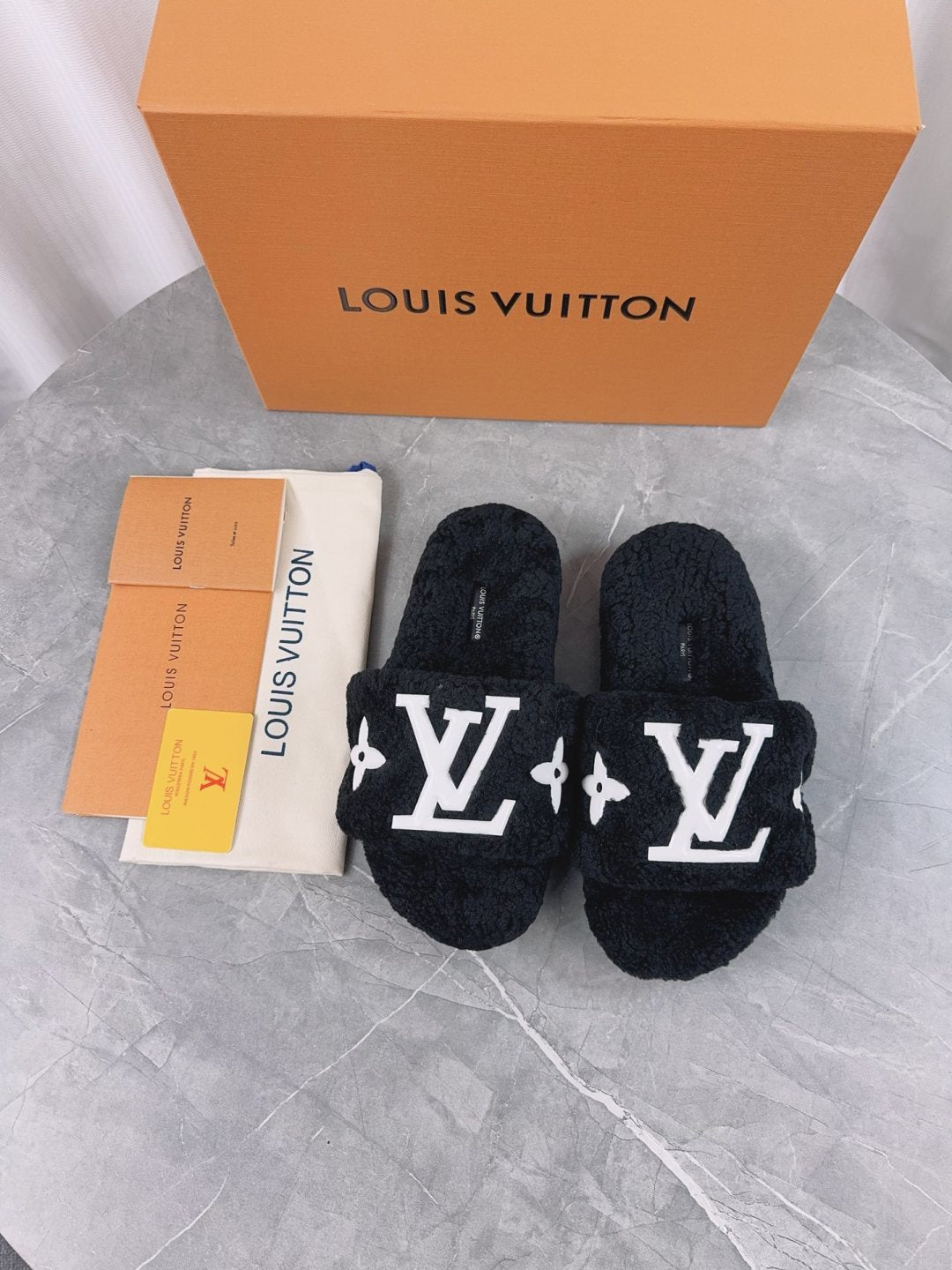 Louis Vuitton Fuzzy Slides - Black