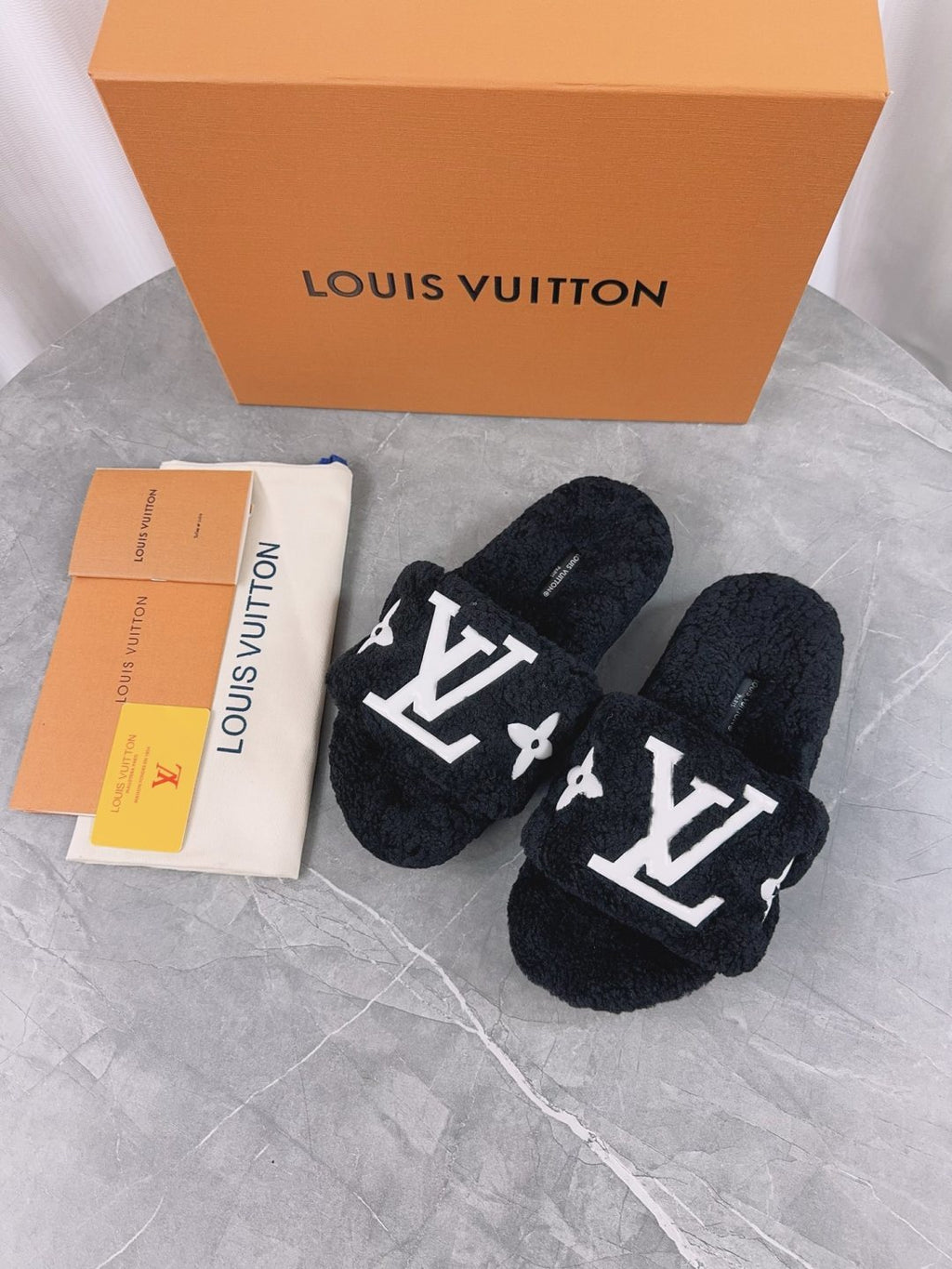 Louis Vuitton Fuzzy Slides - Black