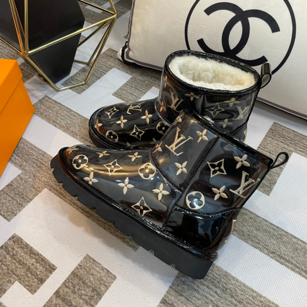 LV Work Boots - Wheat Monogram Canvas Lace-Up