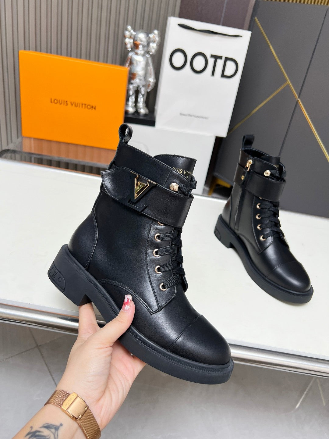 LV Combat Boots - Black Leather Logo Strap Lace-Up