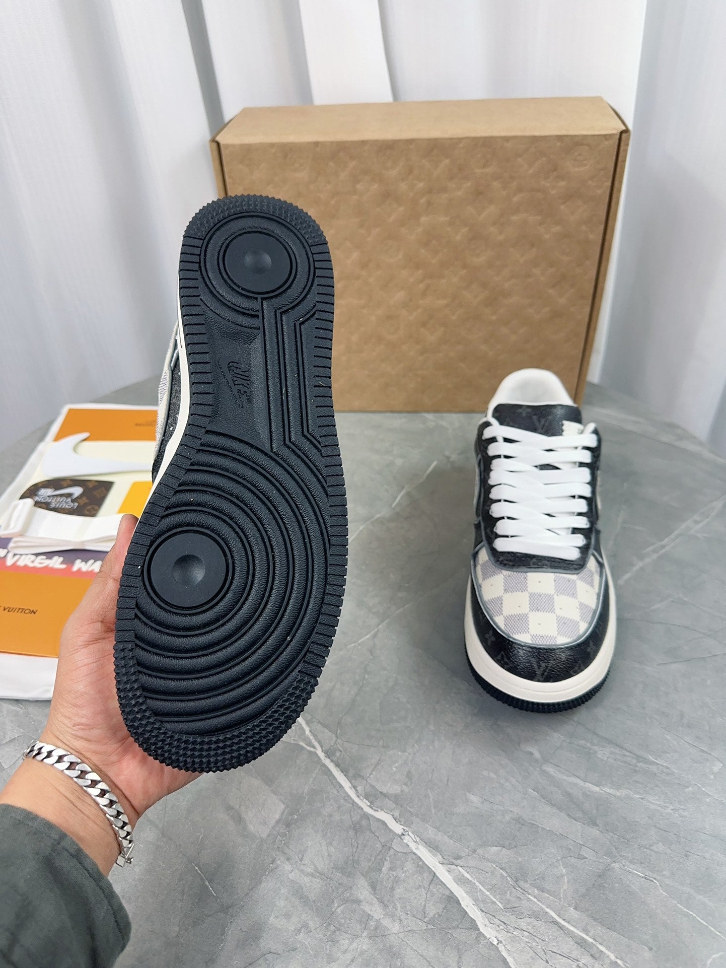 Nike x Louis Vuitton Air Force 1 Low - Black/White Damier Checkered