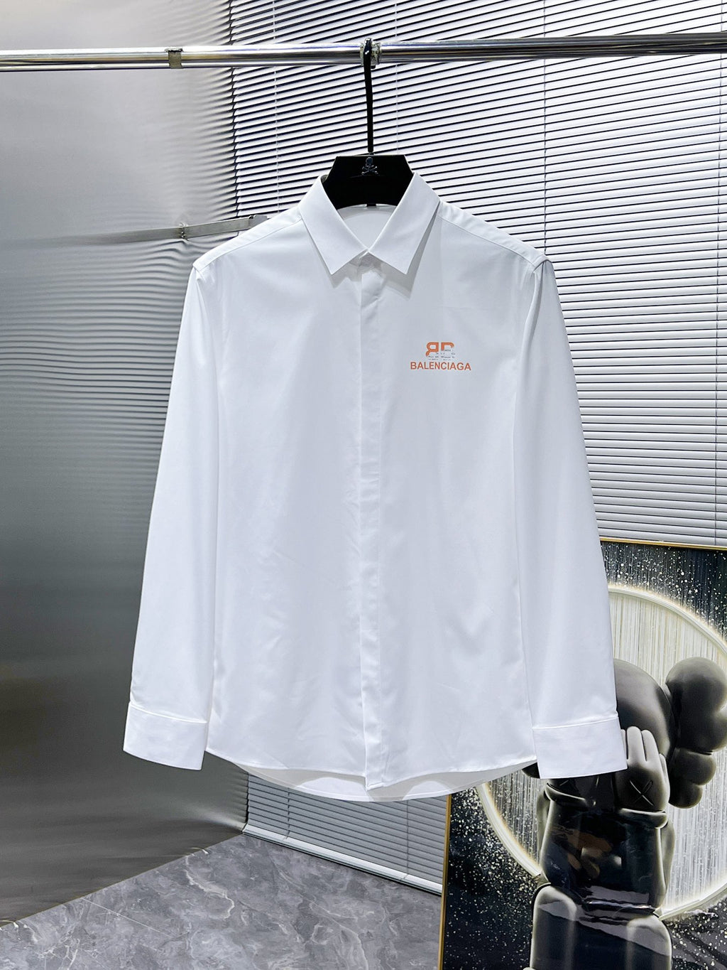 Balenciaga Logo Graphic Dress Shirt - White