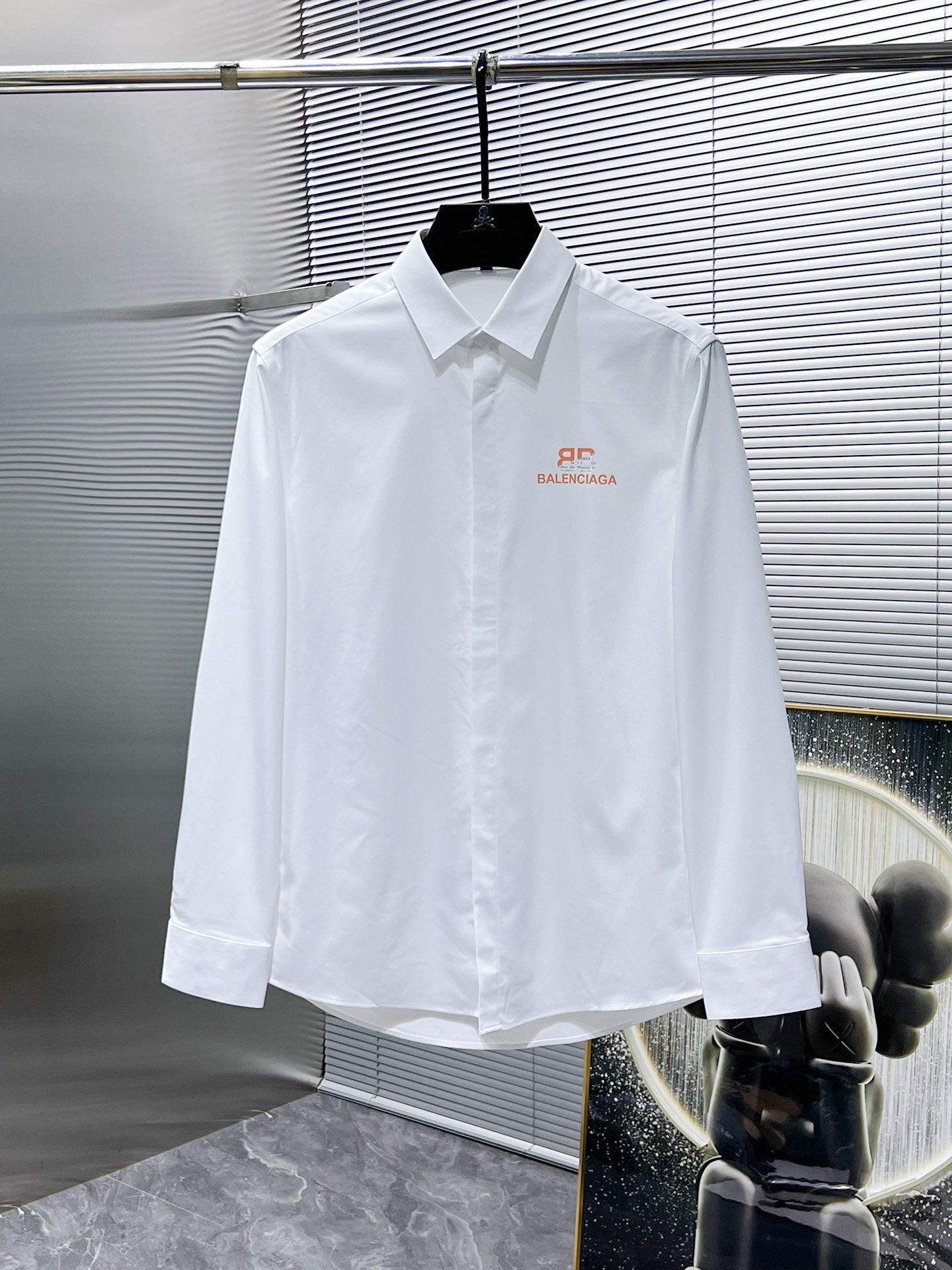 Balenciaga Logo Graphic Dress Shirt - White