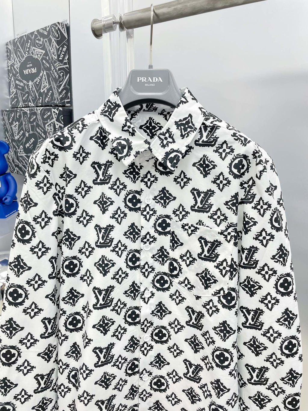 Louis Vuitton 2026 SS LV Monogram Graffiti All-Over Print Long-Sleeve Shirt — White