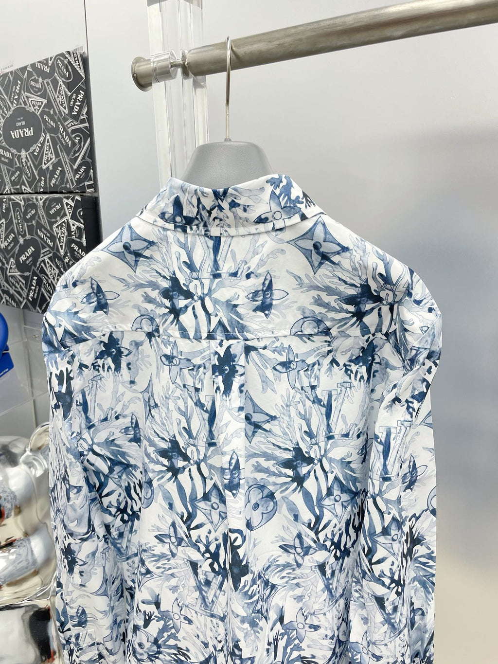 Louis Vuitton 2026 SS LV Monogram Floral Watercolour All-Over Print Long-Sleeve Shirt — White/Blue