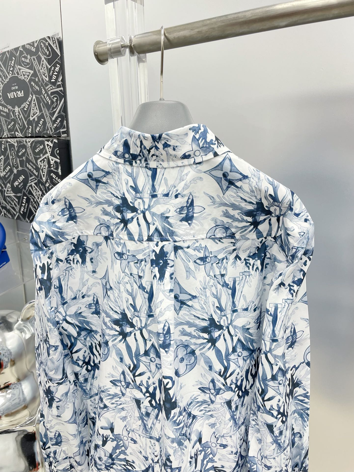 Louis Vuitton 2026 SS LV Monogram Floral Watercolour All-Over Print Long-Sleeve Shirt — White/Blue