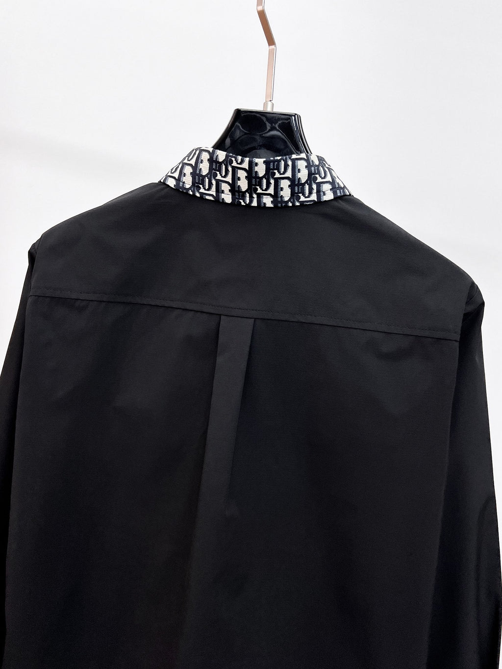 Dior 2026 SS Oblique Jacquard Collar & Cuff Long-Sleeve Shirt — Black