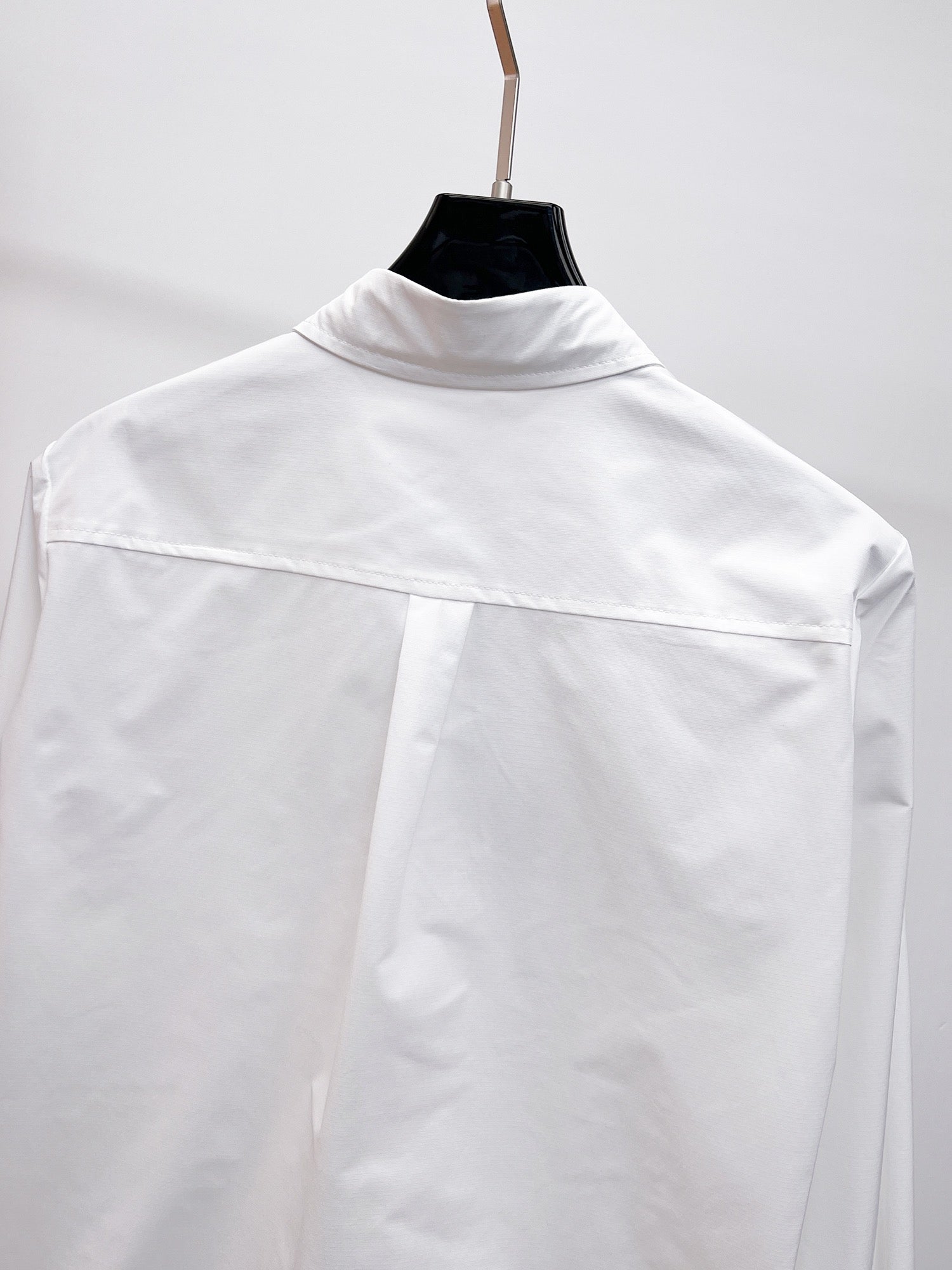 Prada 2026 SS Triangle Logo Line-Print Long-Sleeve Shirt — White