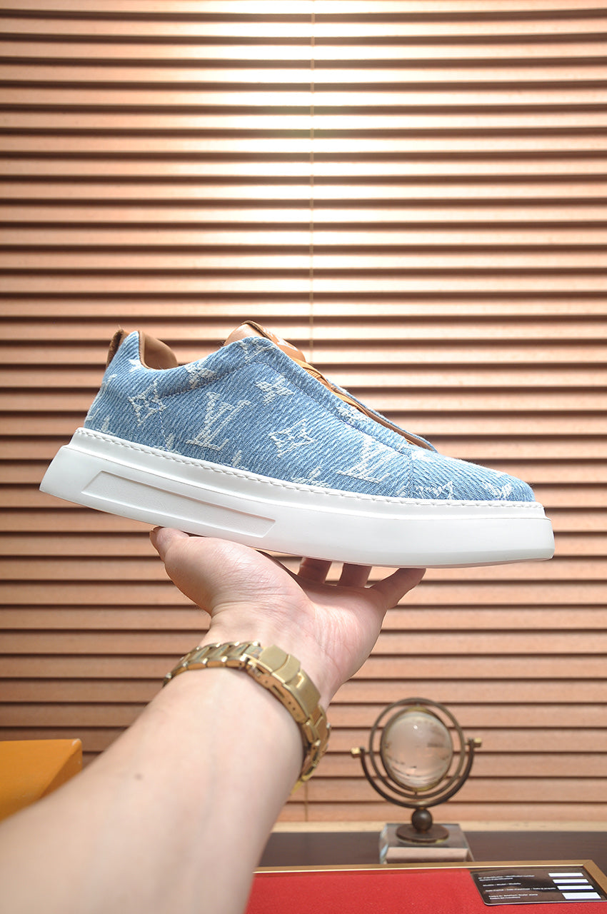 Louis Vuitton Denim Low-Top Sneakers - Light Blue