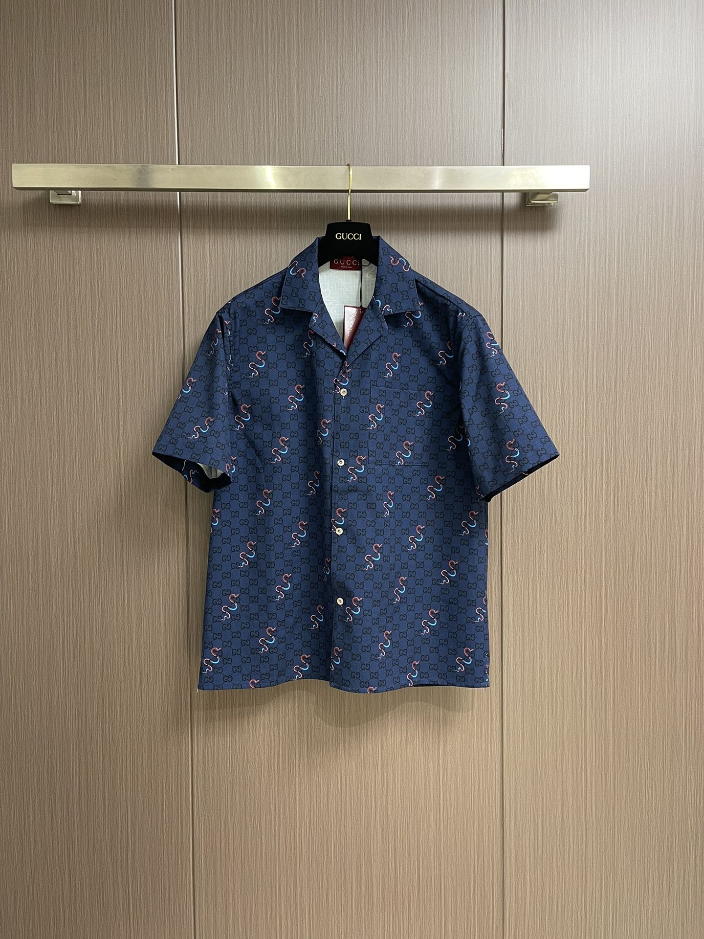 Gucci 2026 SS Chinese New Year GG Supreme Snake Print Shirt & Shorts Set — Navy