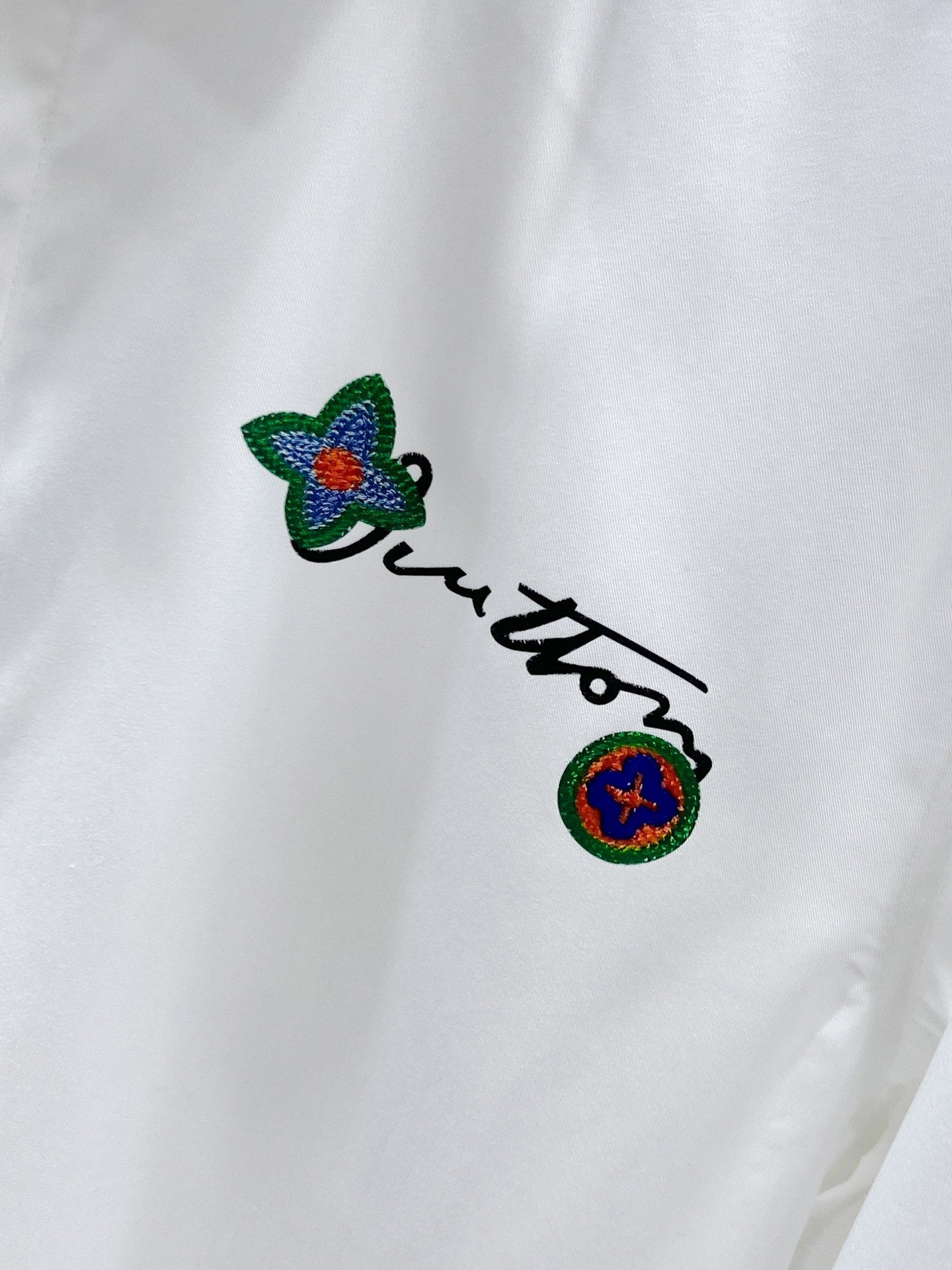 Louis Vuitton Embroidered Flower Logo Shirt - White