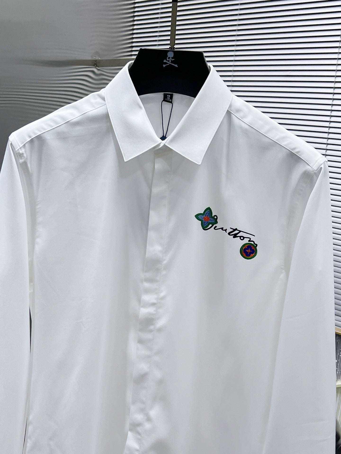 Louis Vuitton Embroidered Flower Logo Shirt - White