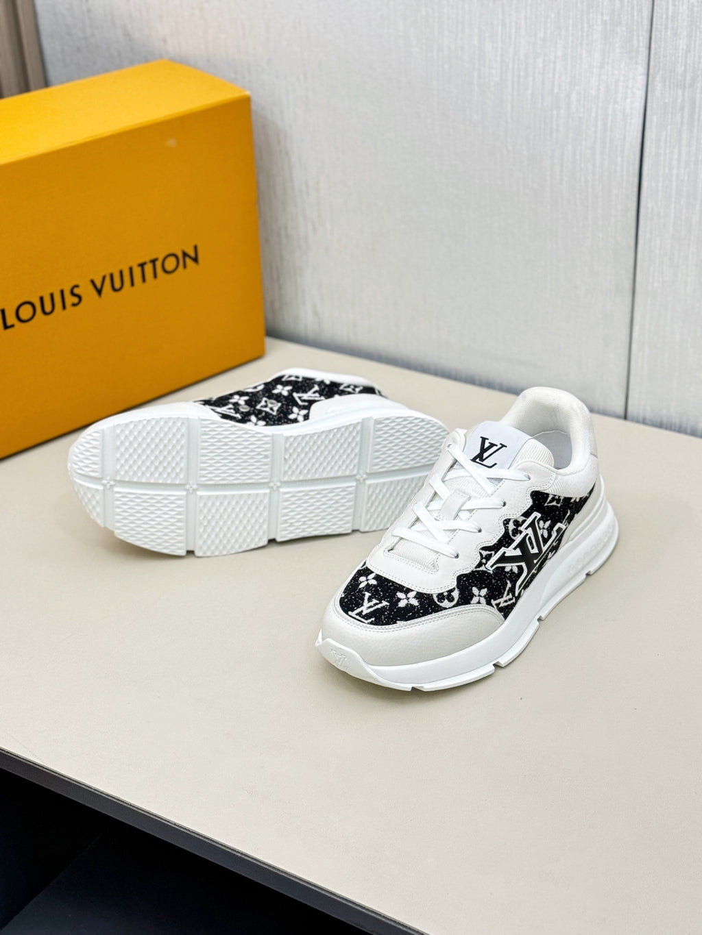 Louis Vuitton Sneakers - White with Black Glitter LV Monogram