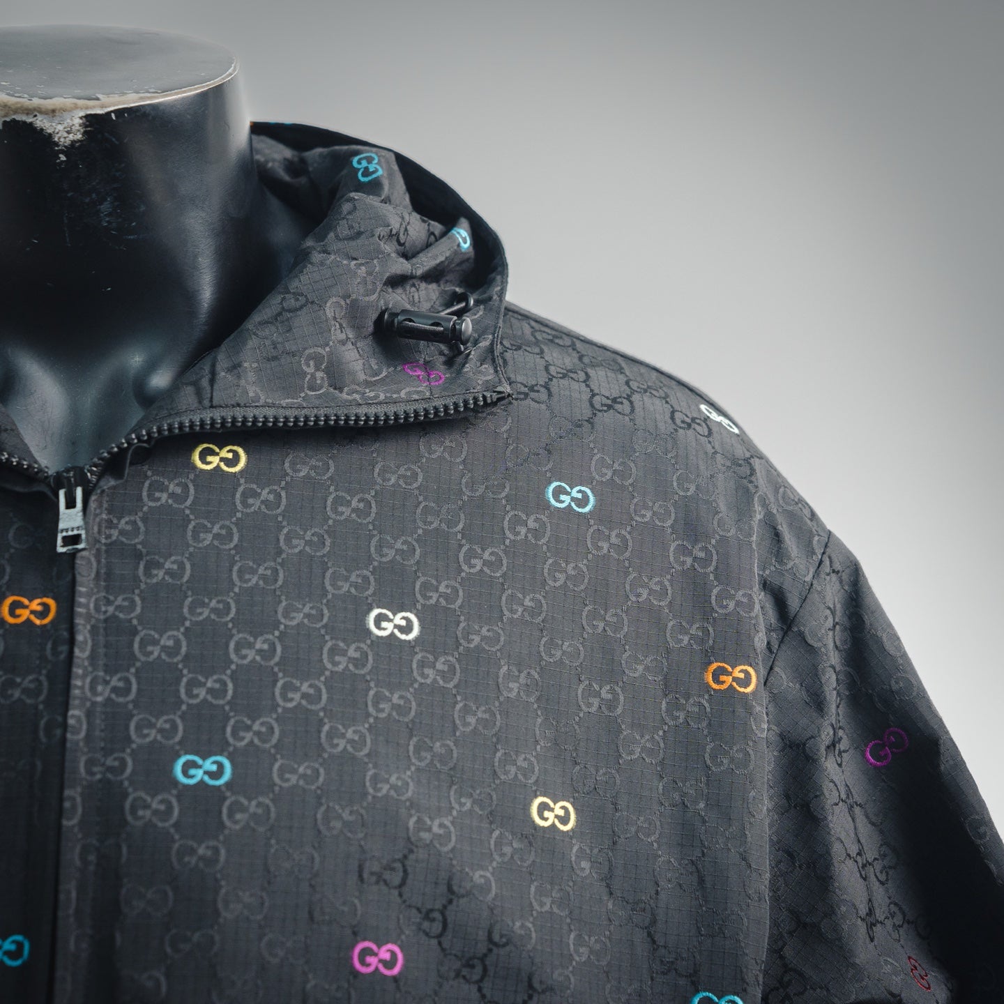 Gucci GG Jacquard Canvas Multicolour Embroidered GG Hooded Windbreaker Jacket — Black